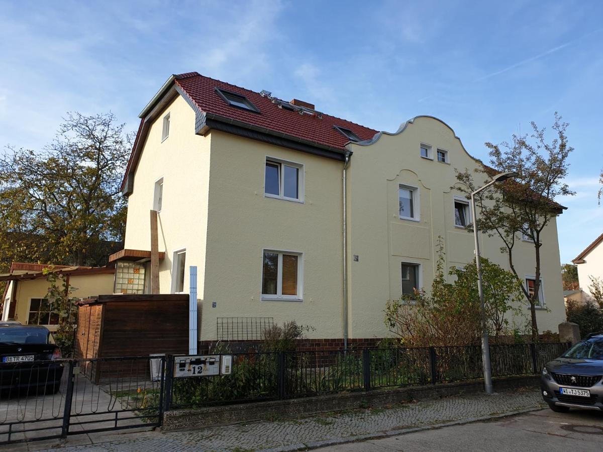 Helles Apartment In Berlin-Mariendorf 외부 사진